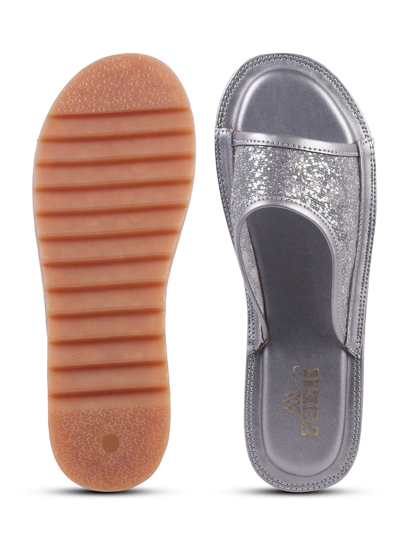 PEEK Minnie Women Slide | Sparkle That Moves With You
