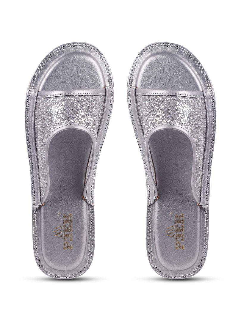 PEEK Minnie Women Slide | Sparkle That Moves With You