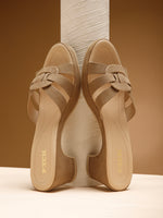 Load image into Gallery viewer, PEEK HEELS-10 Women Faux Leather Platform Heel