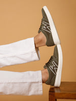 Load image into Gallery viewer, WAVEWALKER PLAYER-2 Premium Suede Sneakers For Men