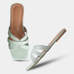 Load image into Gallery viewer, Peek Supermodel Black Casual Slippers
