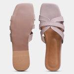 Load image into Gallery viewer, Peek Supermodel Black Casual Slippers

