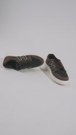 Load and play video in Gallery viewer, WAVEWALKER PLAYER-2 Premium Suede Sneakers For Men